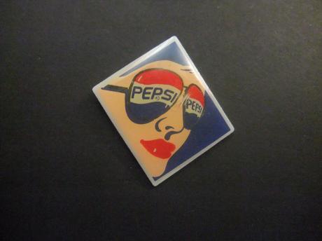 Pepsi-Cola gezicht met zonnebril